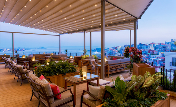 CVK Park Bosphorus Hotel
- Dining