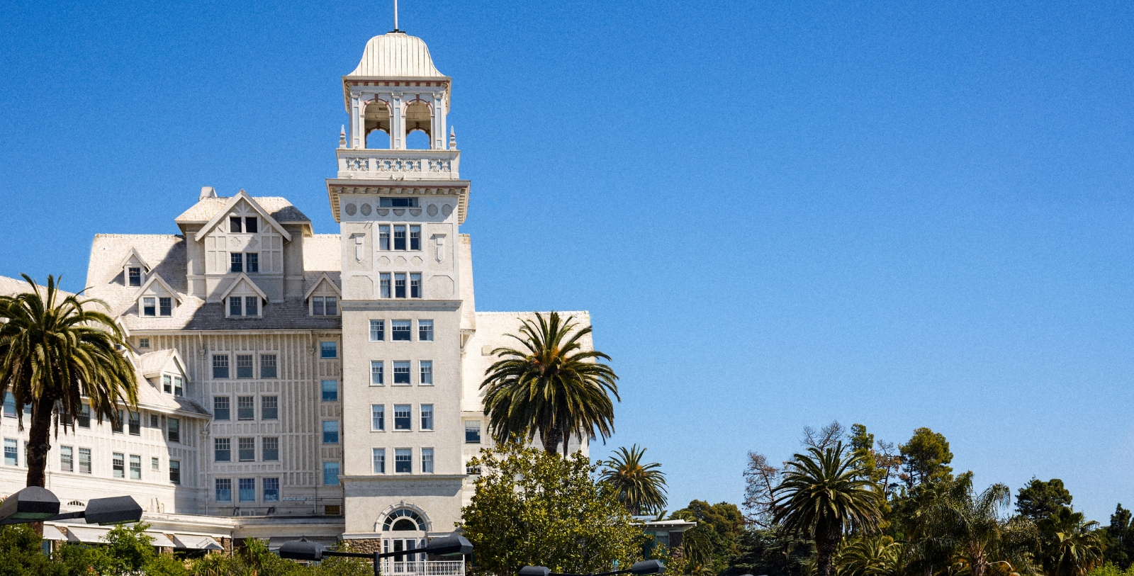 Explore the campus of the University of California at Berkeley.