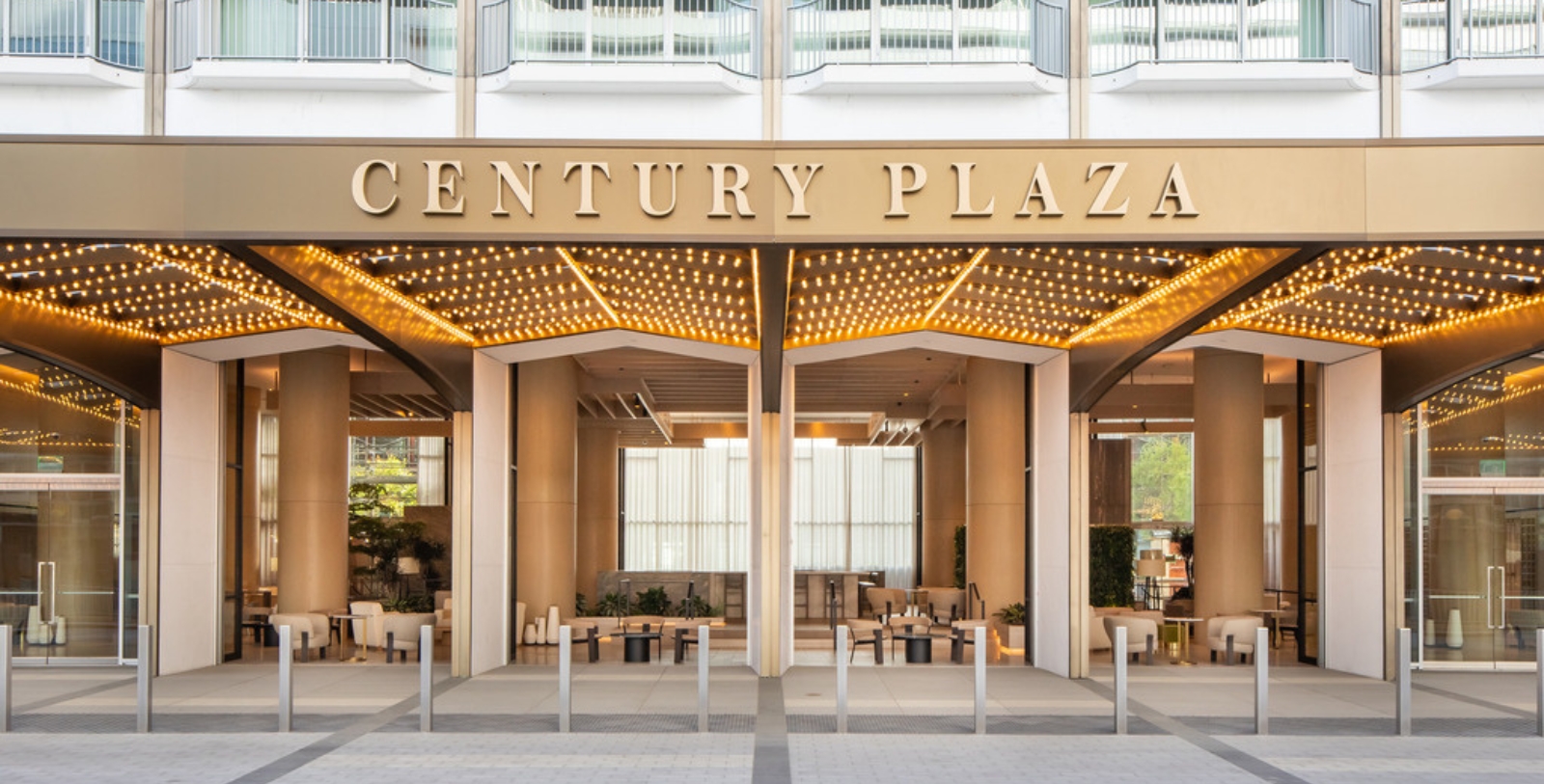 Exterior Image of Fairmont Century Plaza