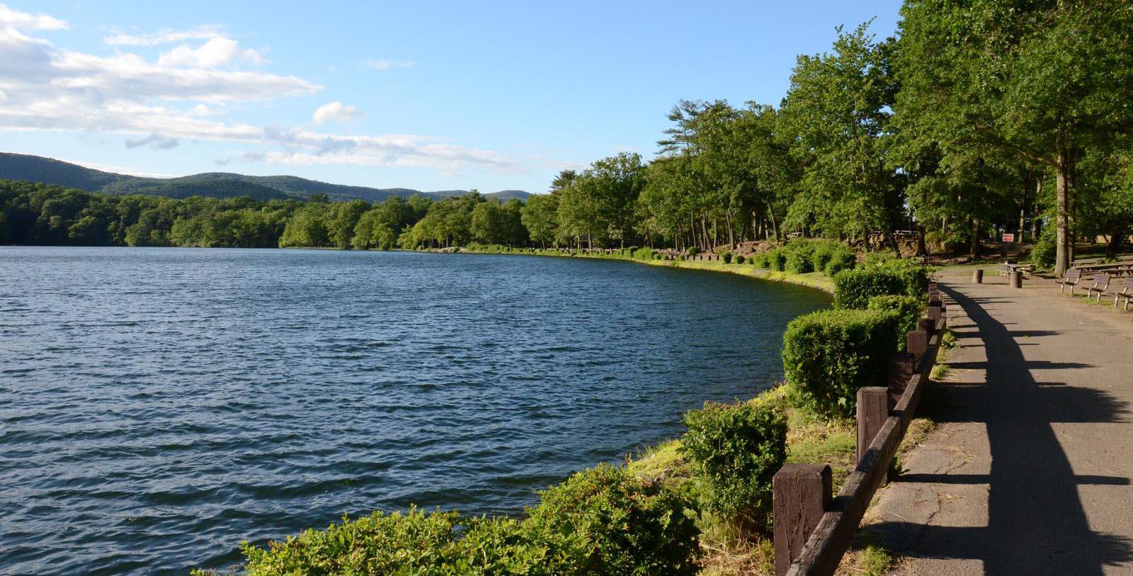 Explore the Appalachian Trail, leading to Suffern-Bear Mountain Trail and Major Welch Trailhead.