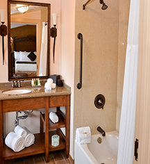 Accommodations:
Bear Mountain Inn
in Bear Mountain