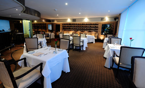 Delfines Hotel & Casino
- Dining