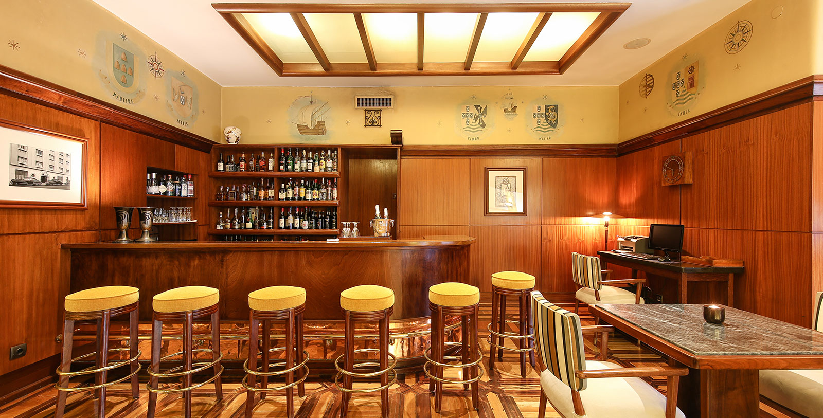 Image of Hotel Bar at Hotel Britania Art Deco, 1944, a member of Historic Hotels Worldwide in Lisbon, Portugal