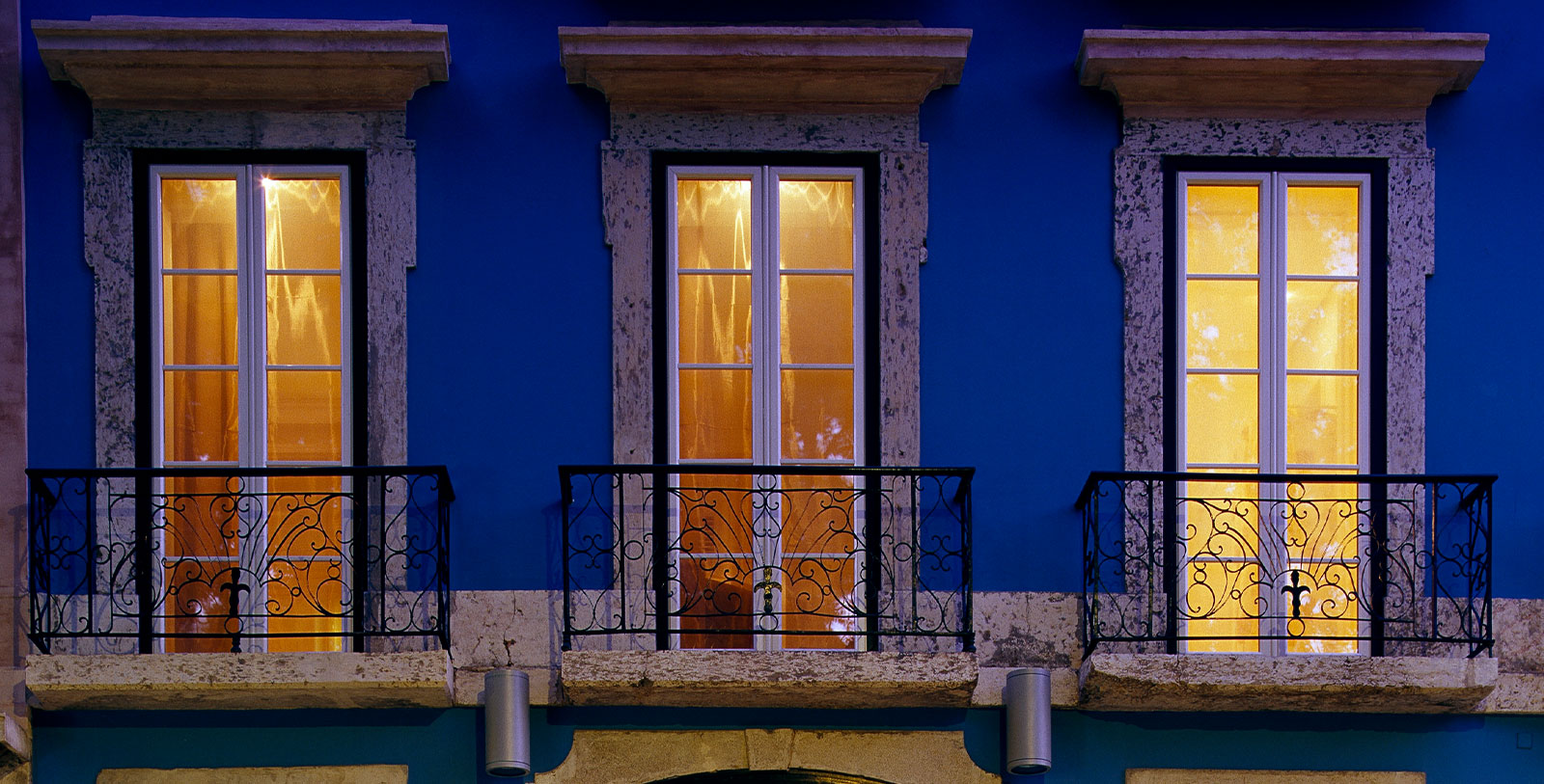 Discover the distinctive blue façade of Heritage Avenida Liberdade.