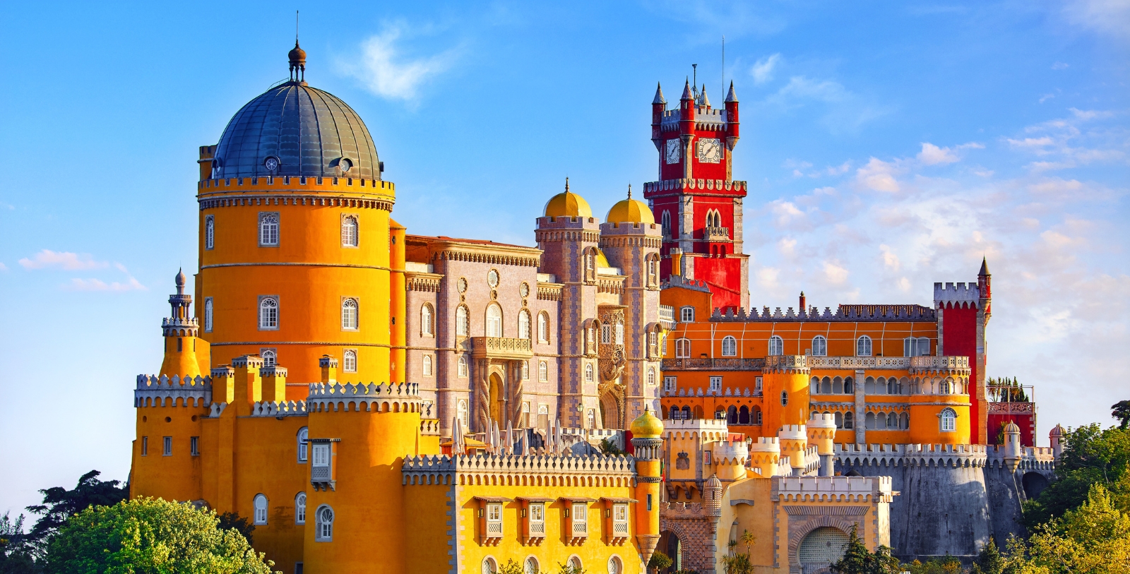 Explore nearby UNESCO World Heritage sites in Cascais and Sintra.