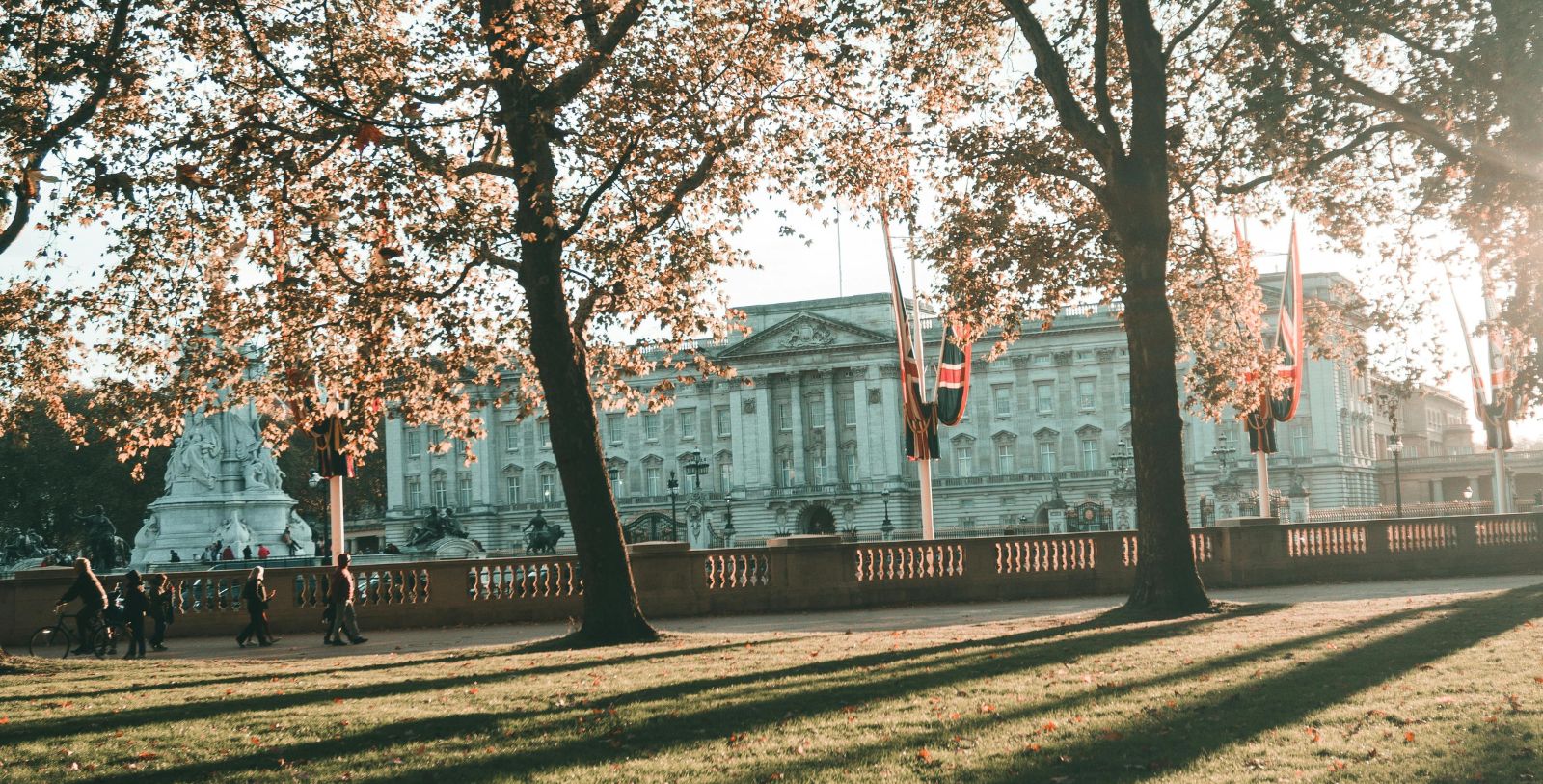 Explore Hyde Park, a landmark in London within walking distance of Mayfair.