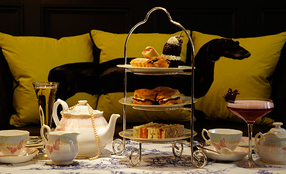 The Mandeville Hotel
- Dining