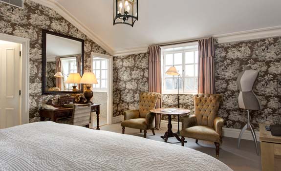 The Pelham London – Starhotels Collezione
- Accommodations