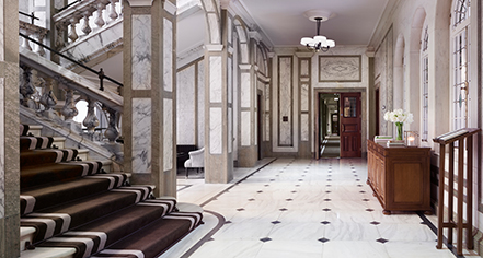 Local Attractions:
Rosewood London
in London