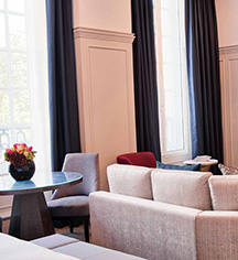 The Trafalgar St. James London, Curio Collection by Hilton
in London