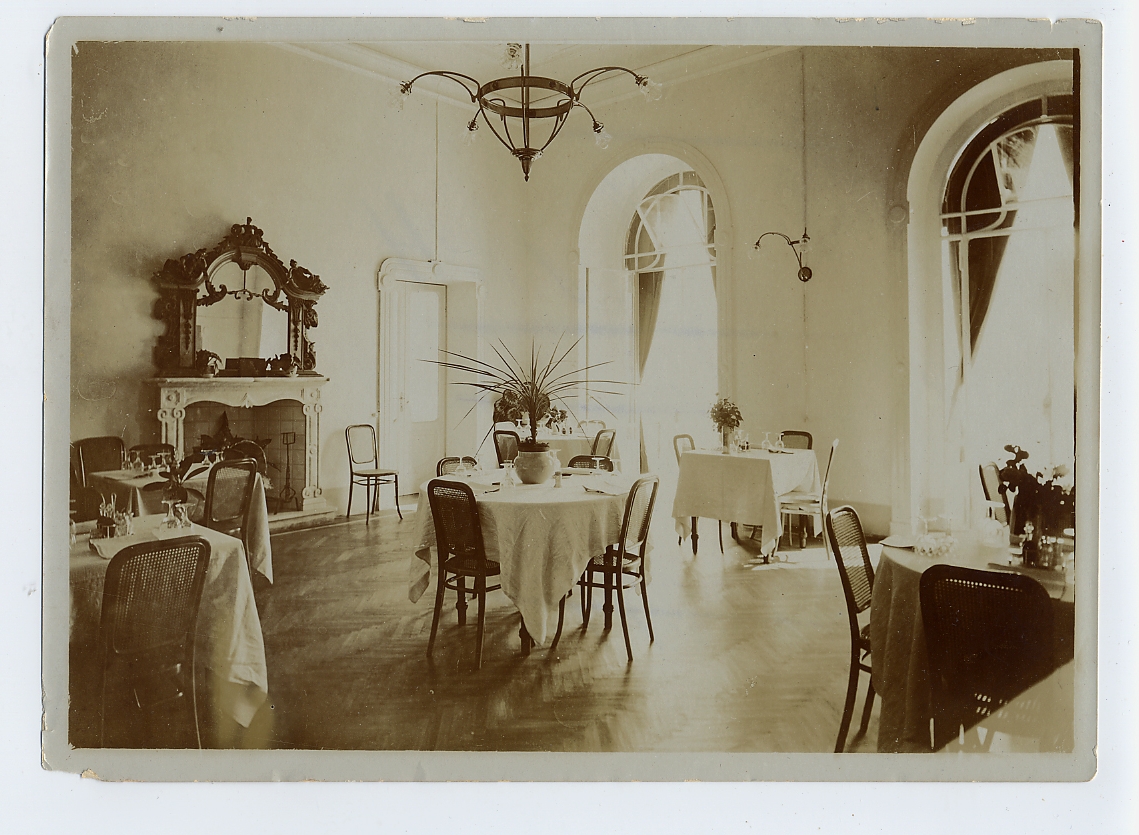 Historical Image of Sala Contessa, Grand Hotel Tremezzo, Tremezzina, Italy.