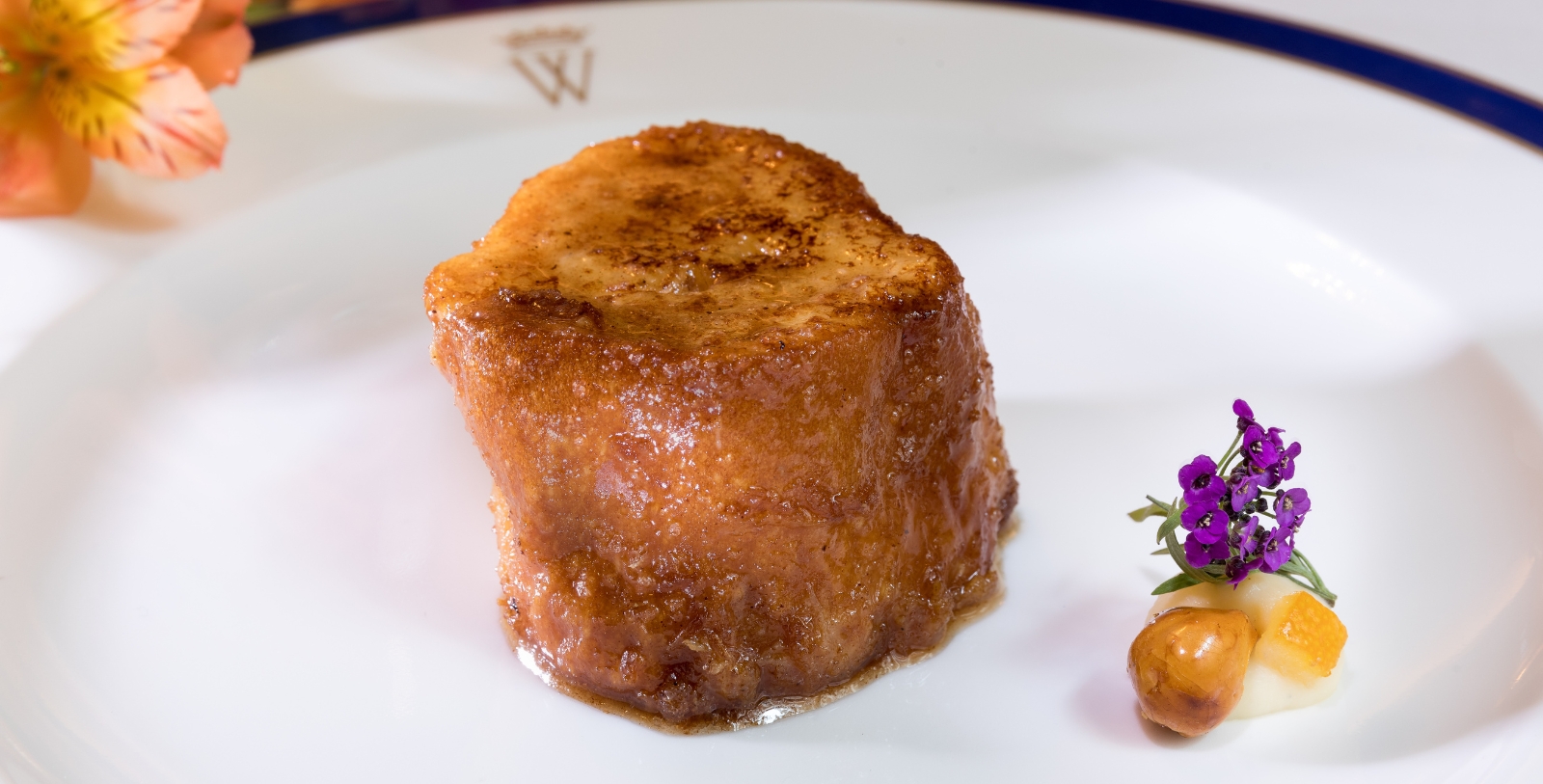 Taste the award-winning “torrija” at the hotel’s in-house pastry shop, Wellington’s Bakery.
