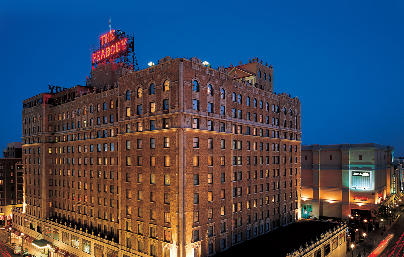 Luxury Memphis Hotels | Peabody Memphis | Hotels near ...