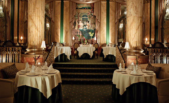 The Peabody Memphis
- Dining