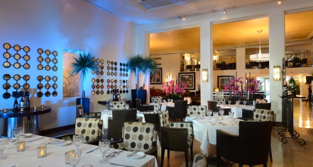 Dining at
The National Hotel
in Miami Beach