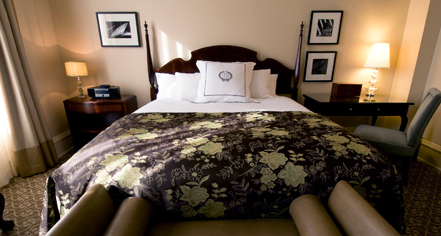 Accommodations:
The Pfister Hotel
in Milwaukee