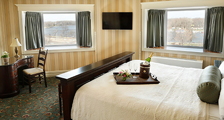 St. James Hotel MN
in Red Wing