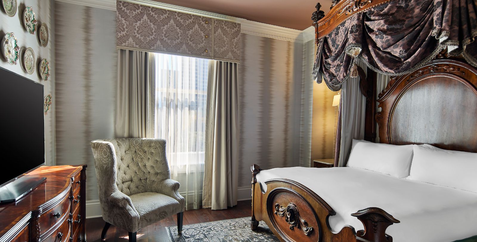 Image of Guestroom Interior, Le Pavillon Hotel in New Orleans, Louisiana, 1907, Member of Historic Hotels of America, Accommodations