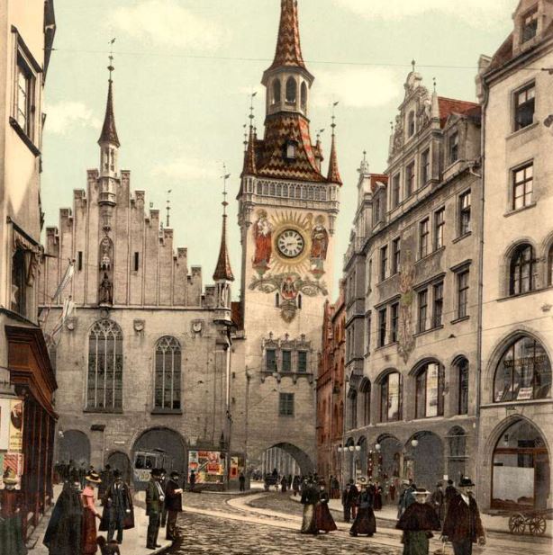 Historical Image of Old Town Hall Altes Rathaus (Old Town Hall), Sofitel Munich Bayerpost, 1899, Member of Historic Hotels Worldwide, in Munich, Germany.