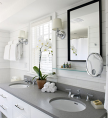 Accommodations:
Kelley House of Martha's Vineyard
in Edgartown