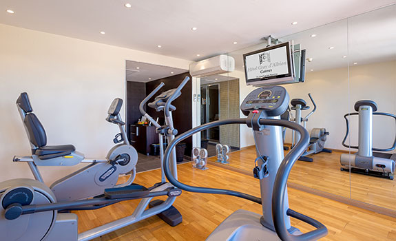 Hotel Barriere Le Gray D’Albion Cannes
- Activities