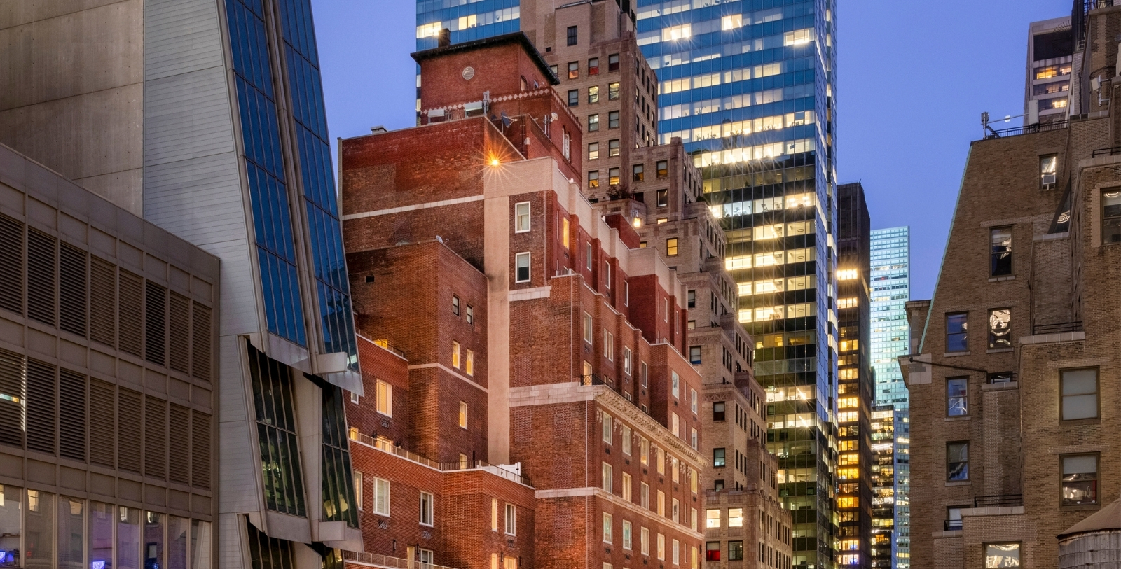 Explore Radio City Music Hall, Times Square, MOMA, and Top of the Rock in New York City’s famous Rockefeller Center.