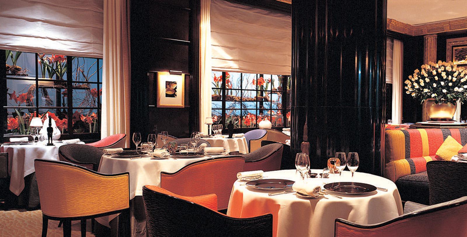 Image of Southgate Bar & Restaurant, JW Marriott Essex House New York, New York, 1931, Member of Historic Hotels of America, Taste