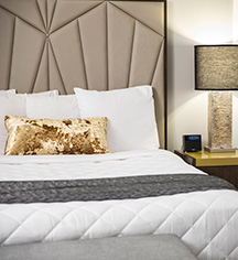 The Martinique New York on Broadway, Curio Collection by Hilton
in New York