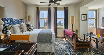 Accommodations:
Graduate Berkeley
in Berkeley