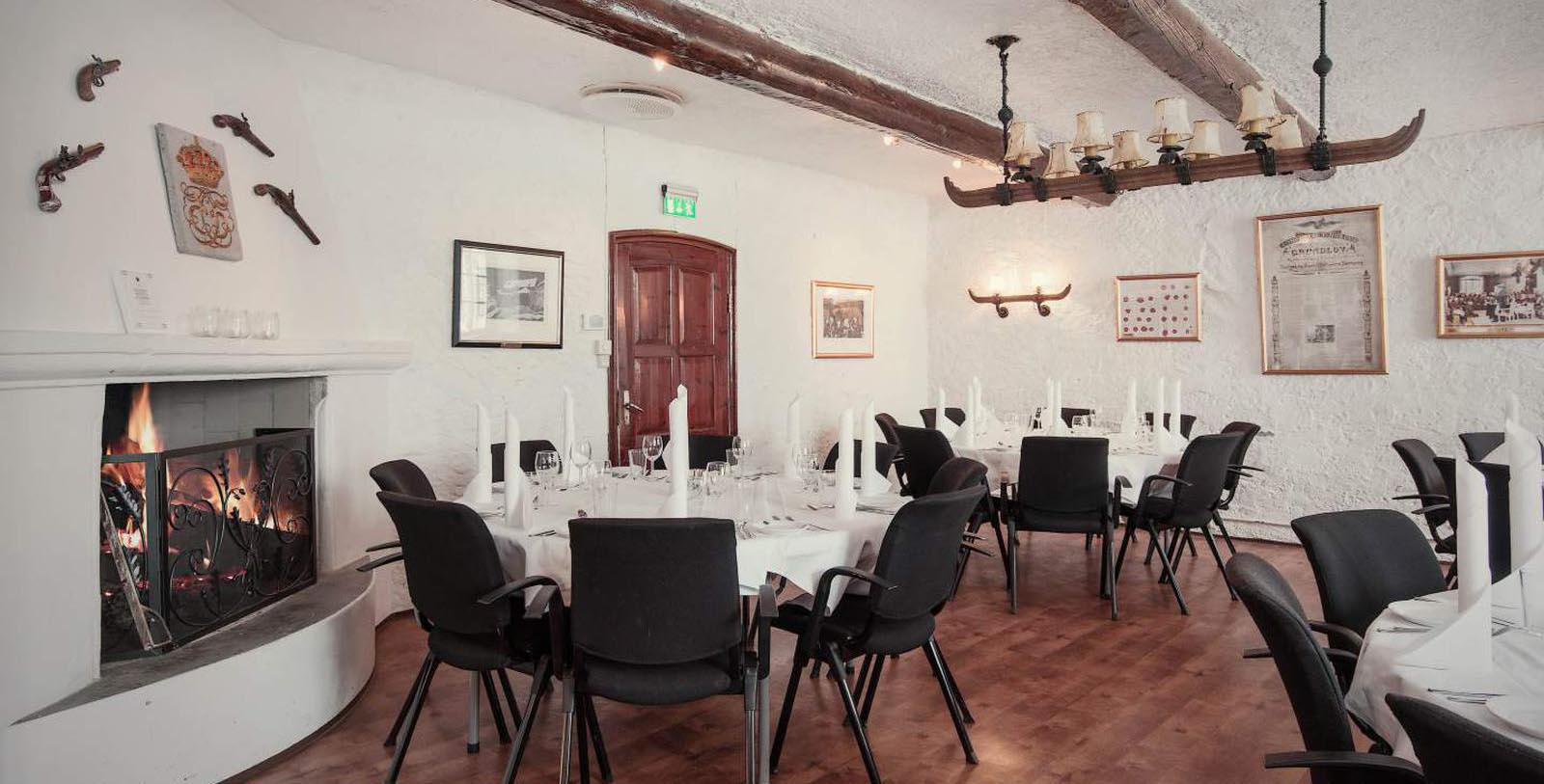 Explore the Akerhus Fortress (Akerhus Festning) along the shoreline of Oslo harbor.