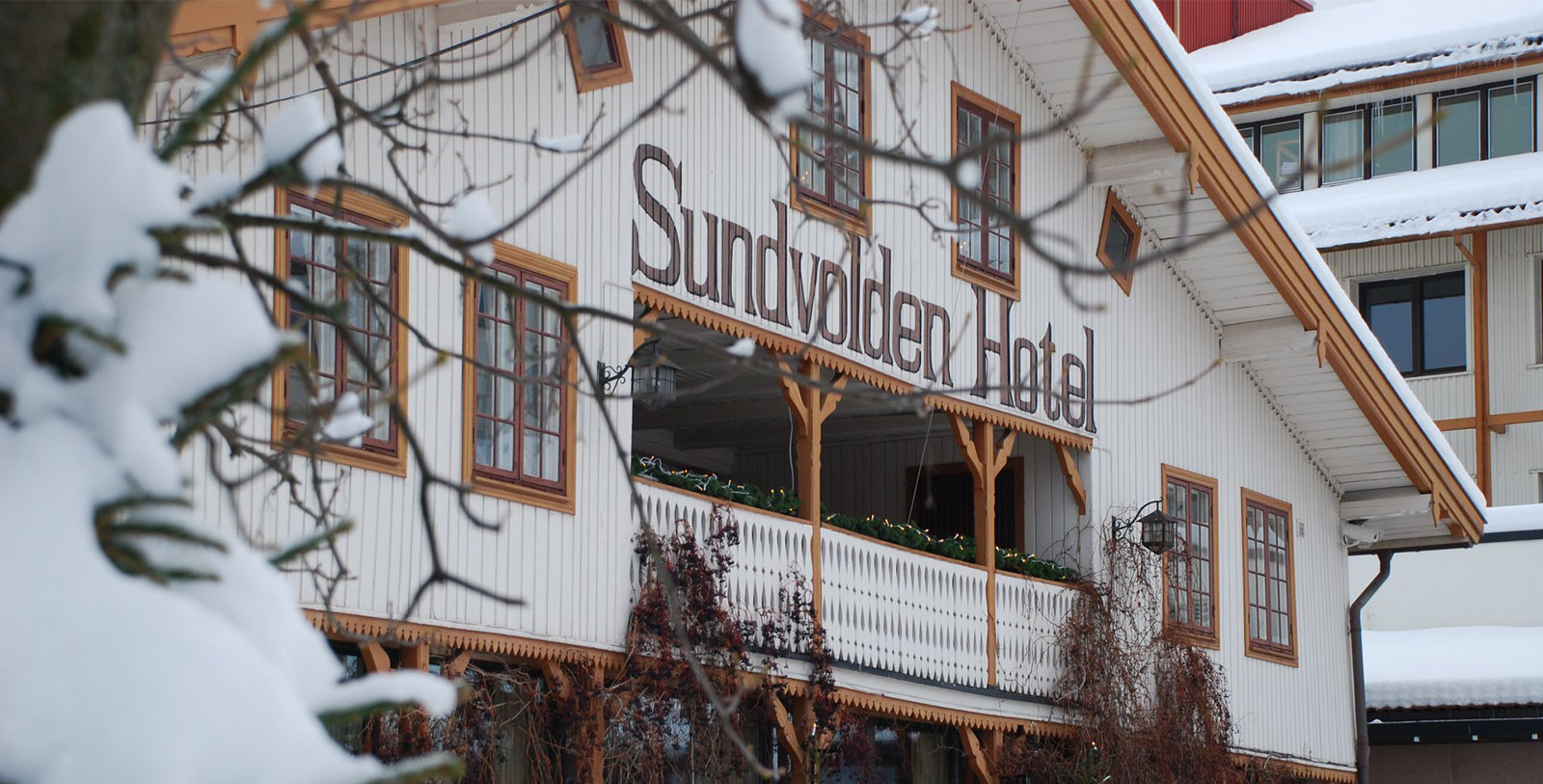 Image of Hotel Exterior Sundvolden Hotel, 1648, Member of Historic Hotels Worldwide, in Krokkleiva, Norway, Special Offers, Discounted Rates, Families, Romantic Escape, Honeymoons, Anniversaries, Reunions