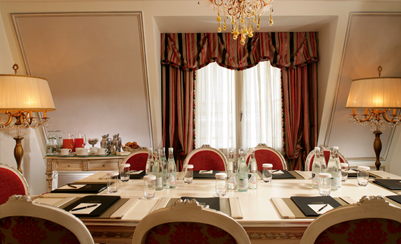 Hotel Balzac
- Activities