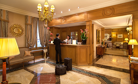 Hotel Mayfair
- Activities