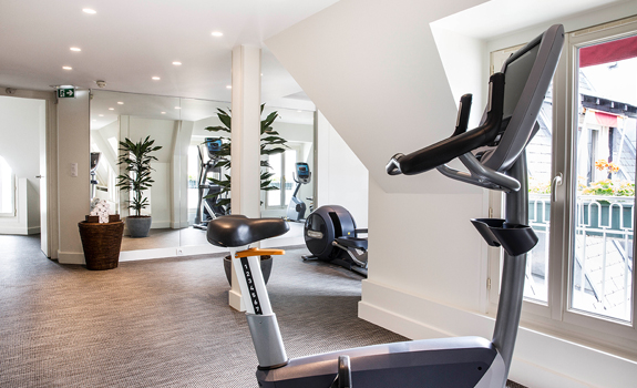 Hotel Napoleon Paris
- Activities