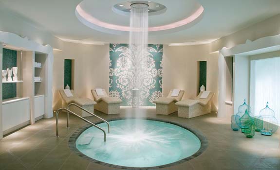 Eau Palm Beach Resort & Spa
- Activities