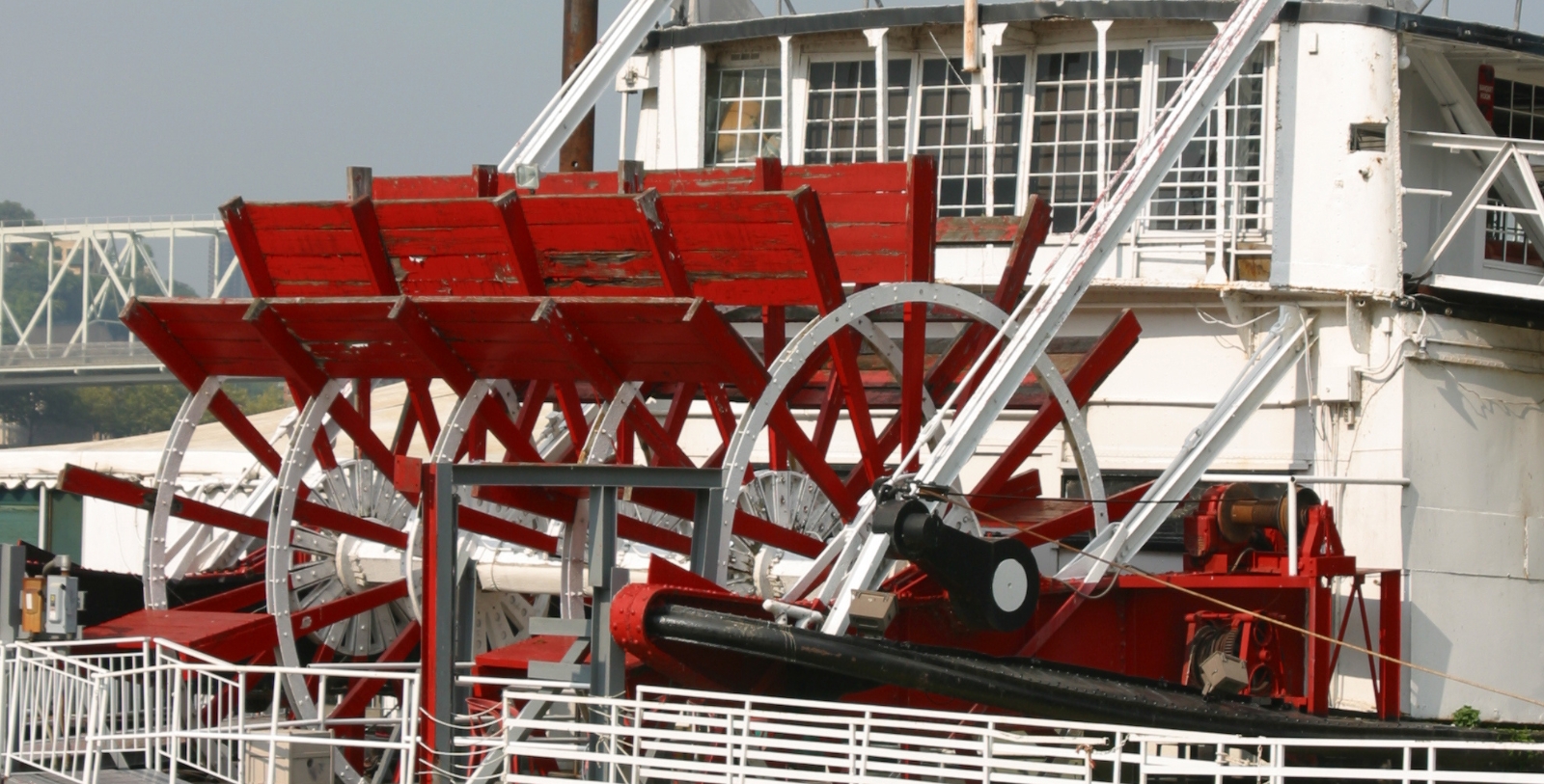 Experience the Ohio and Muskingum Rivers on a historic Sternwheeler boat.