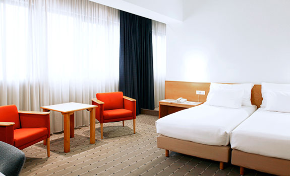 Hotel Tres Reyes Pamplona
- Accommodations