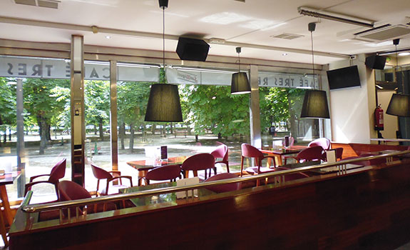 Hotel Tres Reyes Pamplona
- Dining