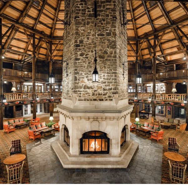 Fairmont_Chateau_de_Montebello.jpg
