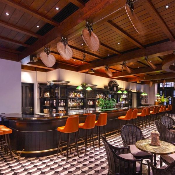 Raffles_Singapore.jpg