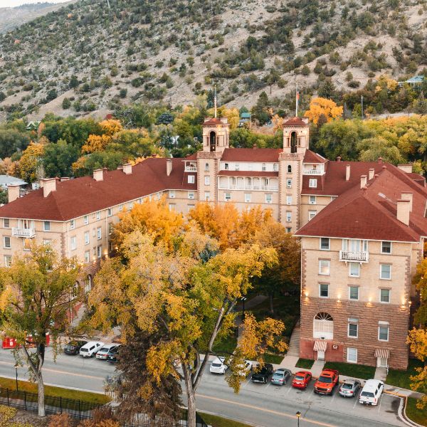 Hotel_Colorado.jpg