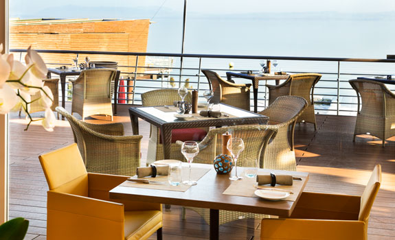 Hotel Palafitte
- Dining