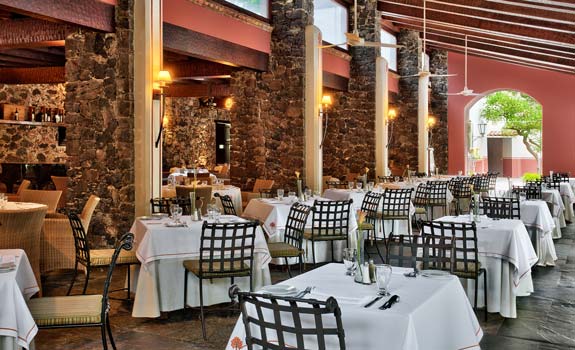 Hacienda Jurica by Brisas
- Dining