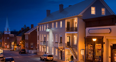Local Attractions:
The Georges
in Lexington