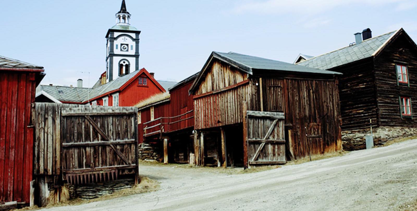 Historic Image of Hotel Exterior Vertshuset Røros, 1844, Member of Historic Hotels Worldwide, in Røros, Norway, Discover