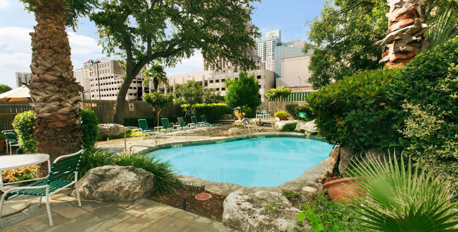 Image of the Alamo Memorial near the Crockett Hotel, a member of Historic Hotels of America since 2010, located in San Antonio, Texas