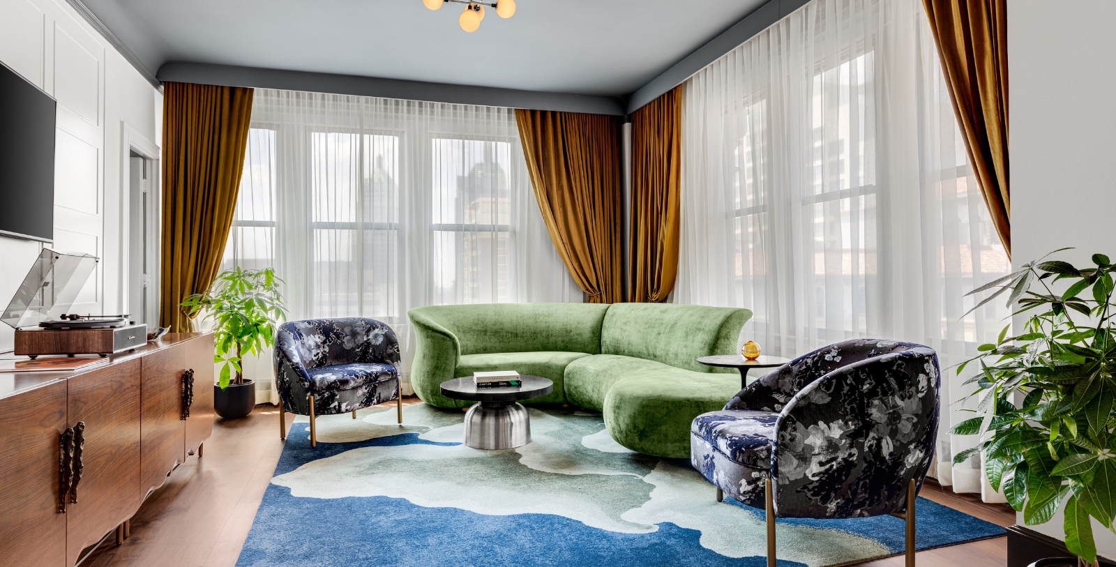 Image of Guestroom of The Gunter Hotel San Antonio Riverwalk (1909), a member of Historic Hotels of America since 2025, San Antonio, Texas