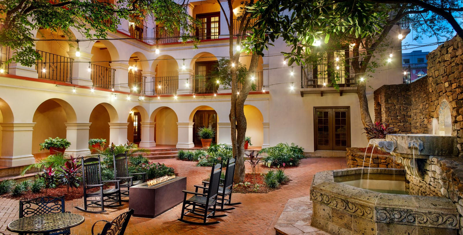 Image of Courtyard, Omni La Mansion del Rio, San Antonio, Texas, 1852, Member of Historic Hotels of America, Special Occasions
