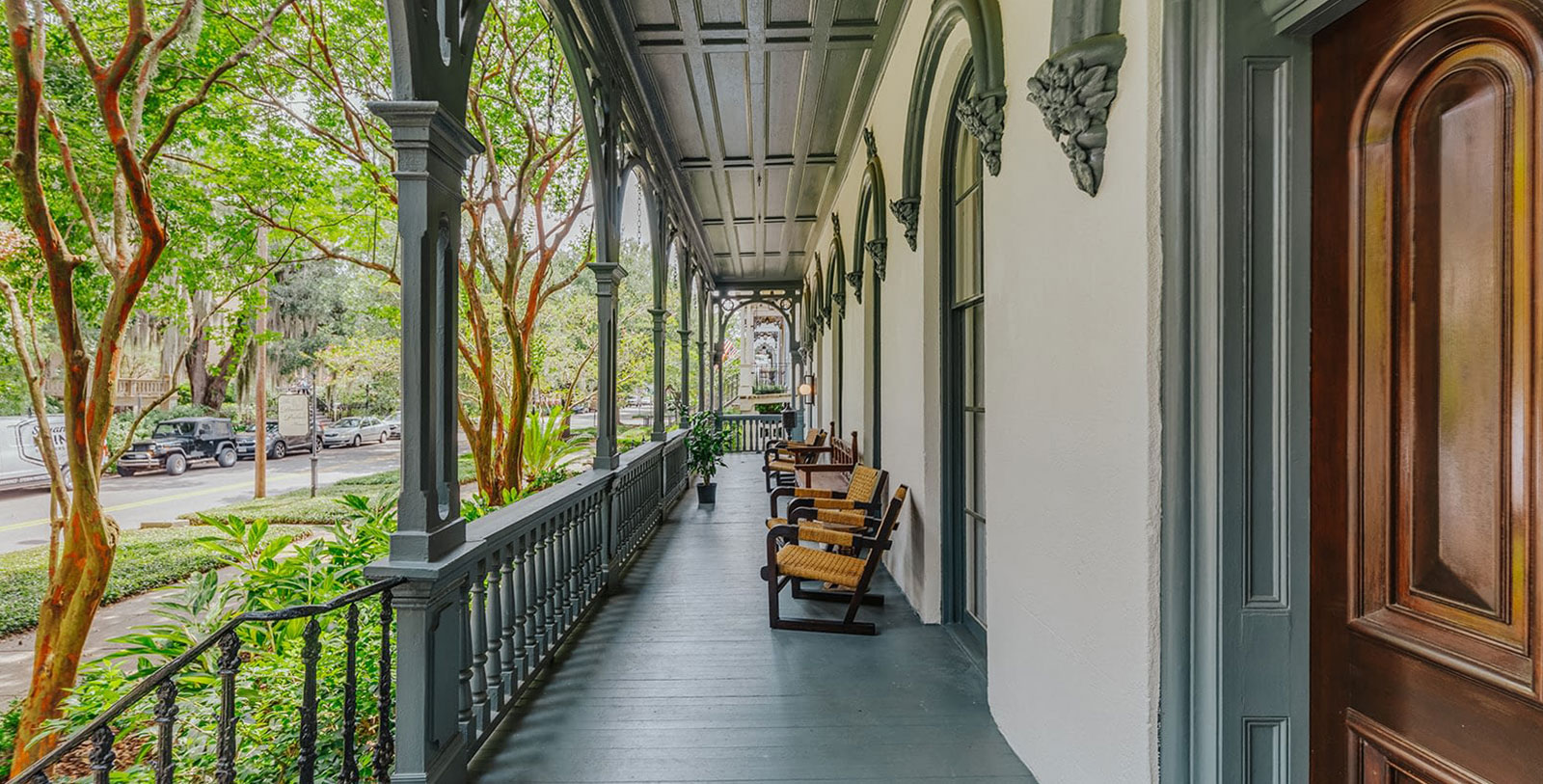 Stroll through nearby Forsyth Park and enjoy the scenic beauty of Savannah's historic district.