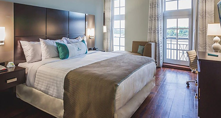 The Cotton Sail Hotel
in Savannah